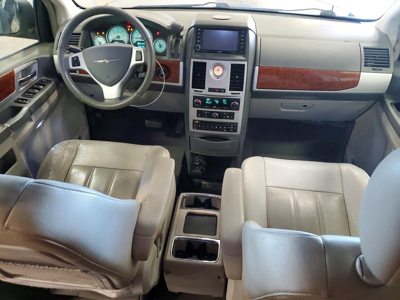 Chrysler Minivan Touring