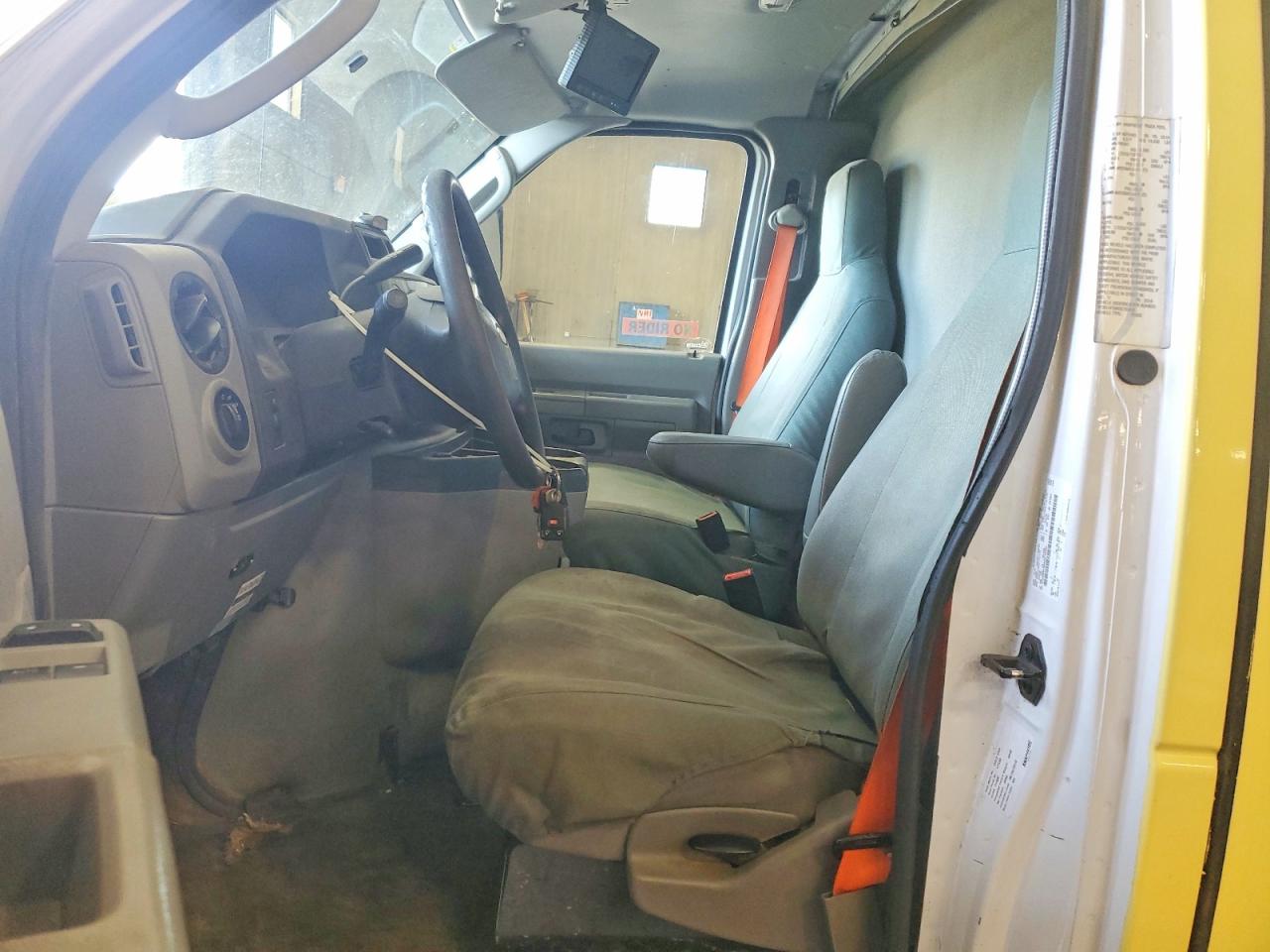 Ford Travel Tra