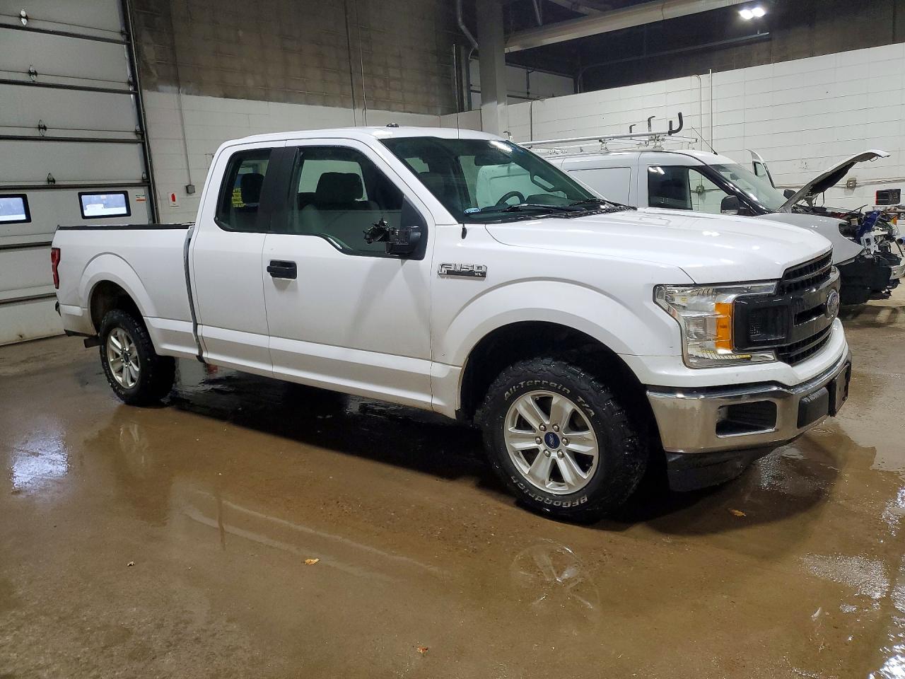 Ford F-150 Super Cab