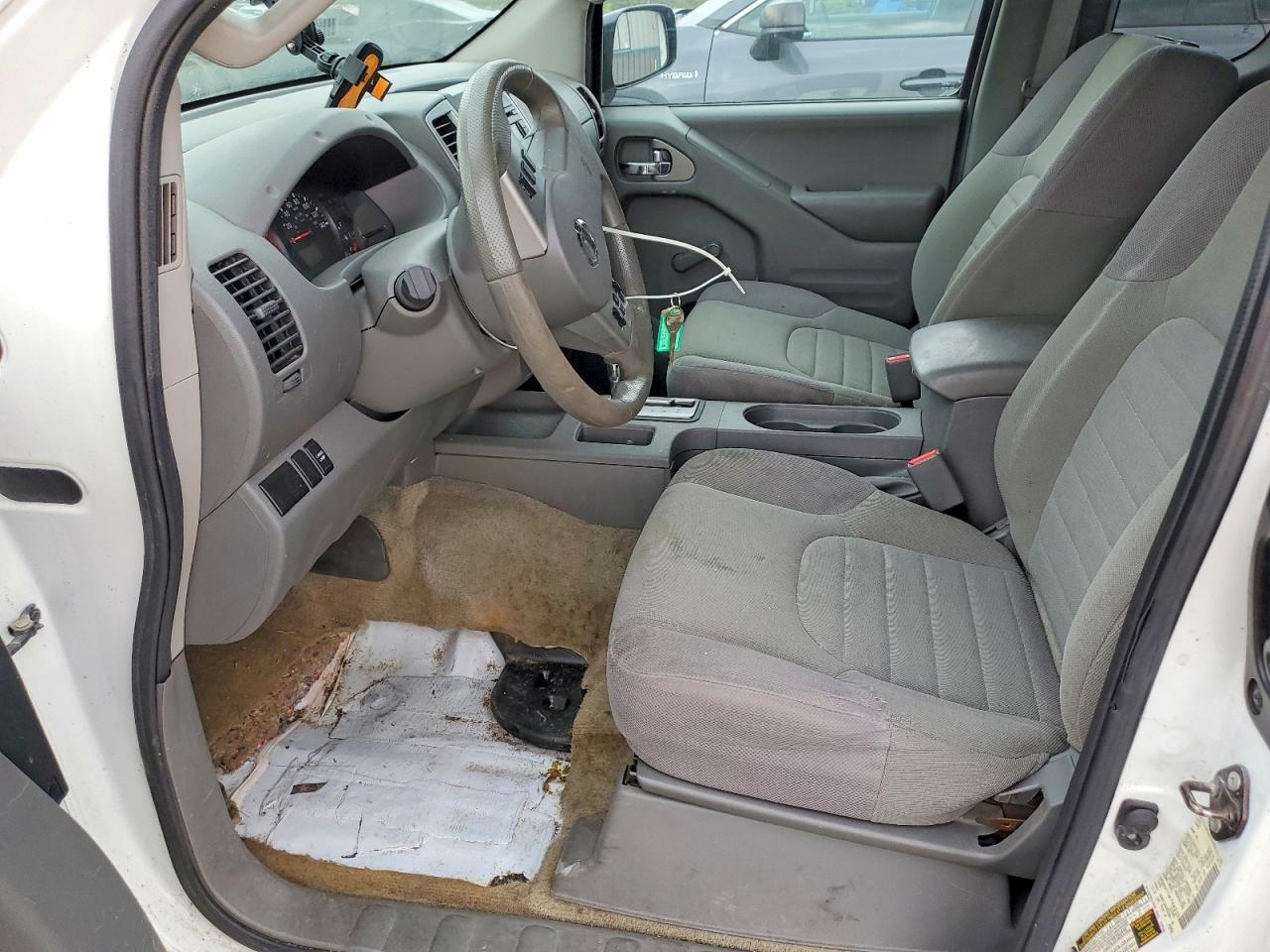Nissan Frontier S