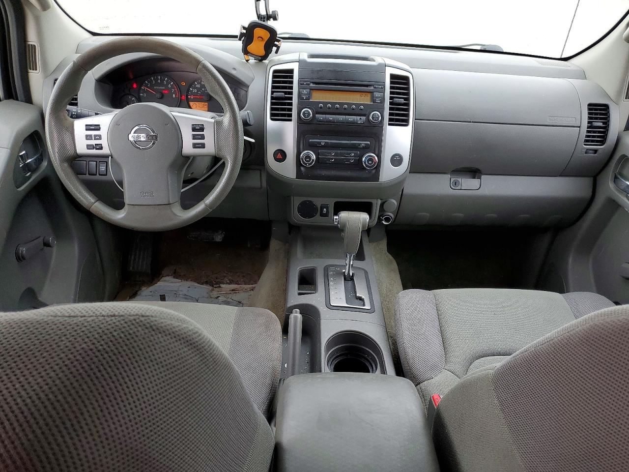 Nissan Frontier S