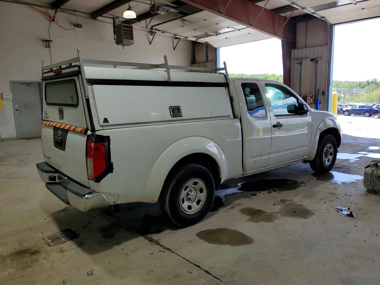 Nissan Frontier S