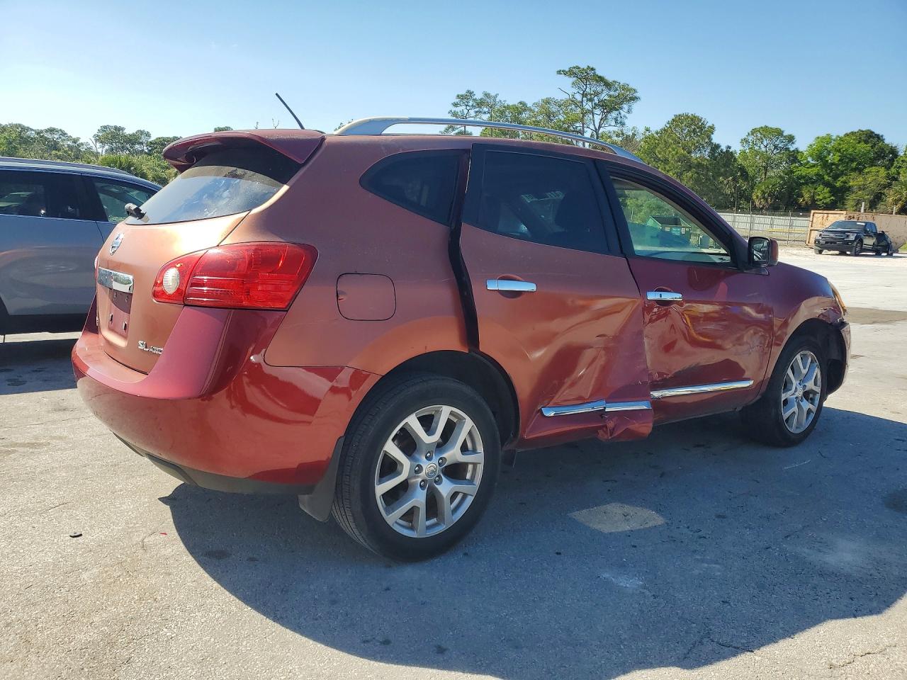 Nissan Rogue S