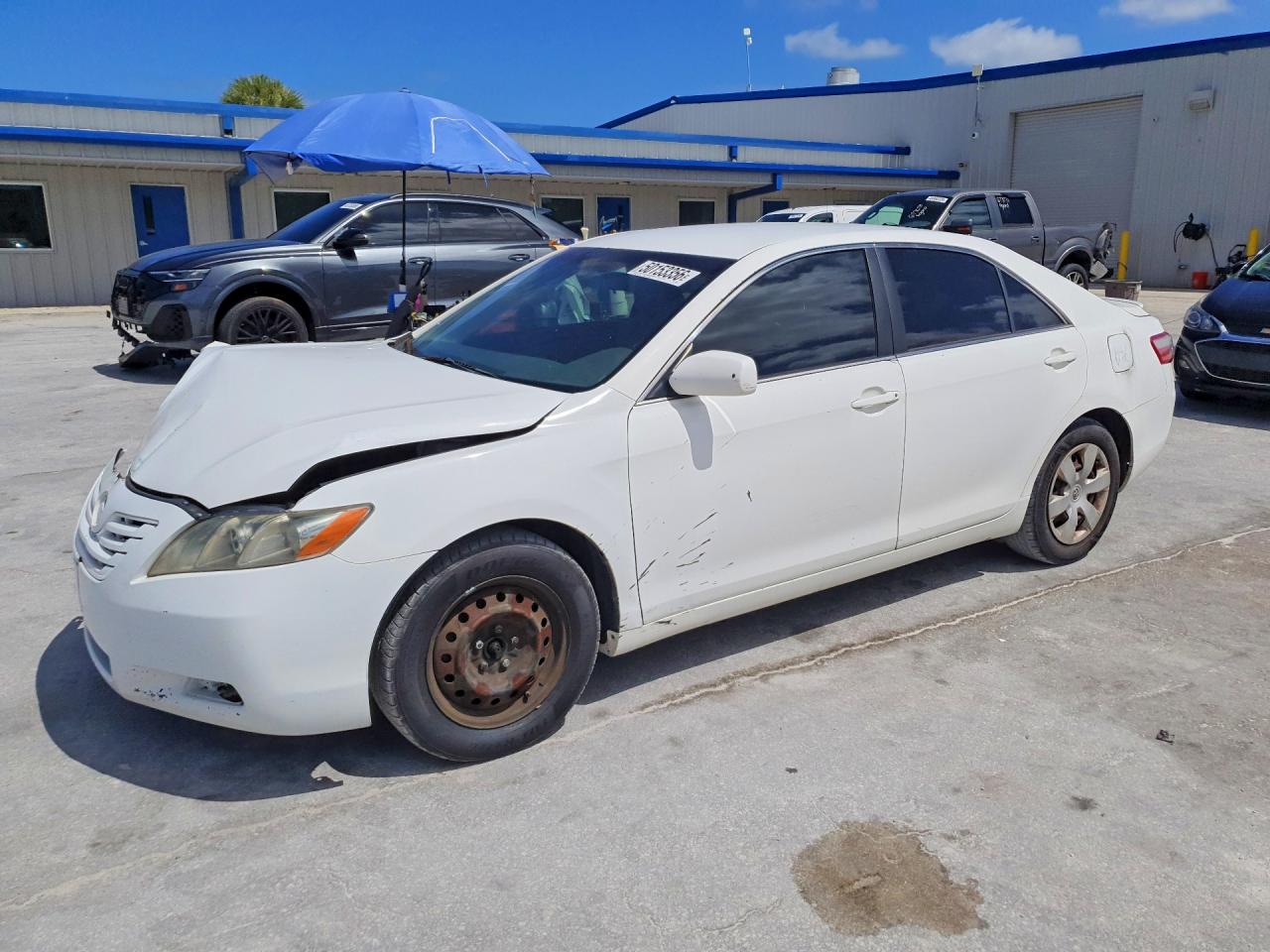 Salvage Toyota Camry Image