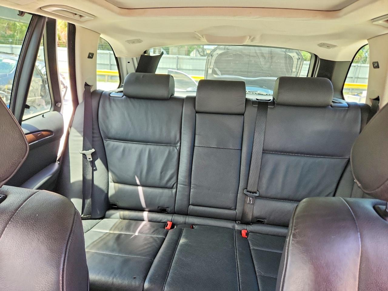 BMW X Series 3.0i