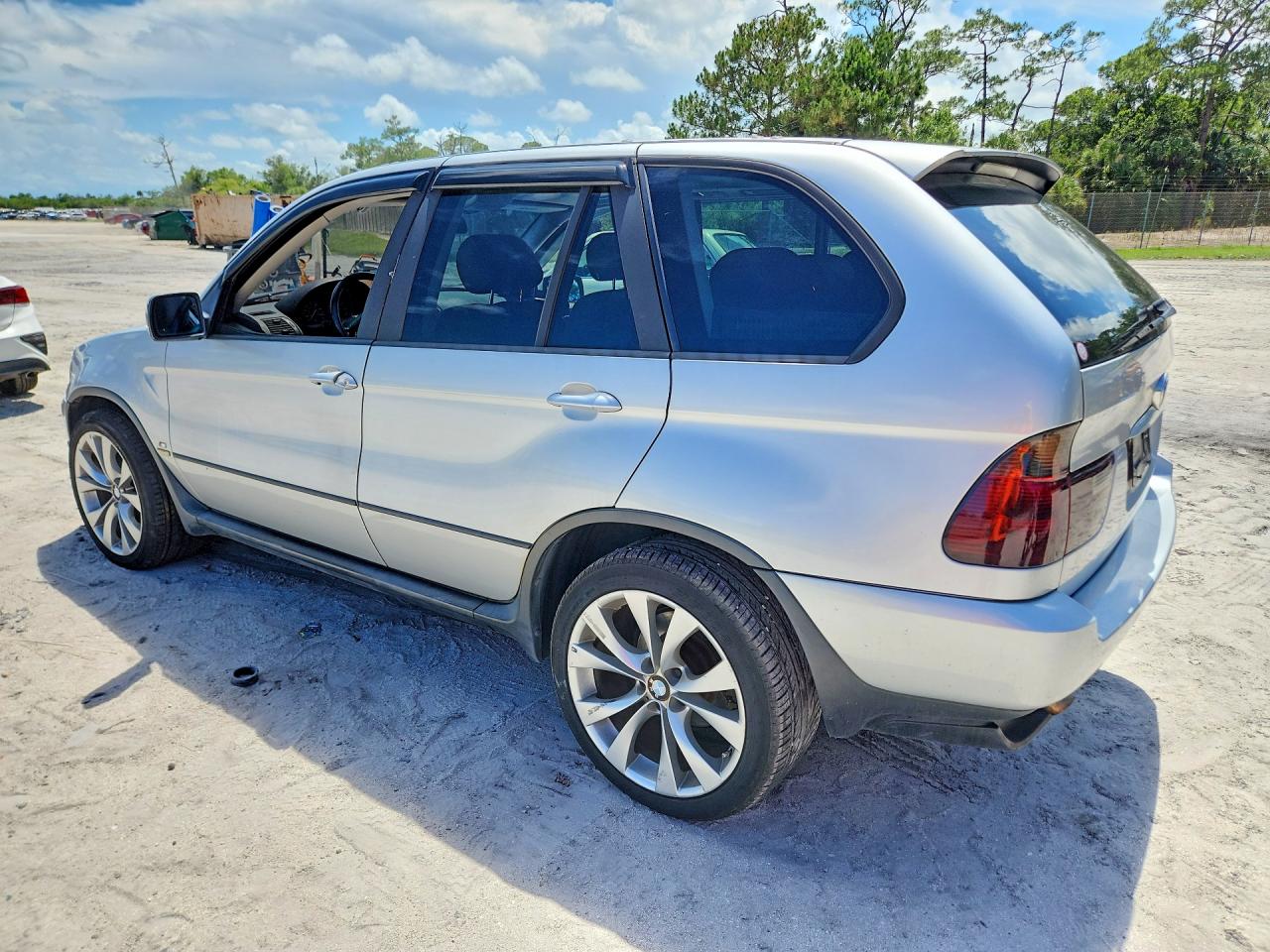 BMW X Series 3.0i