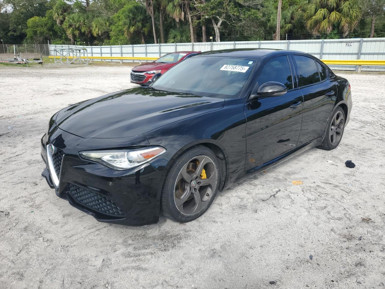 Salvage Alfa Romeo Giulia Image