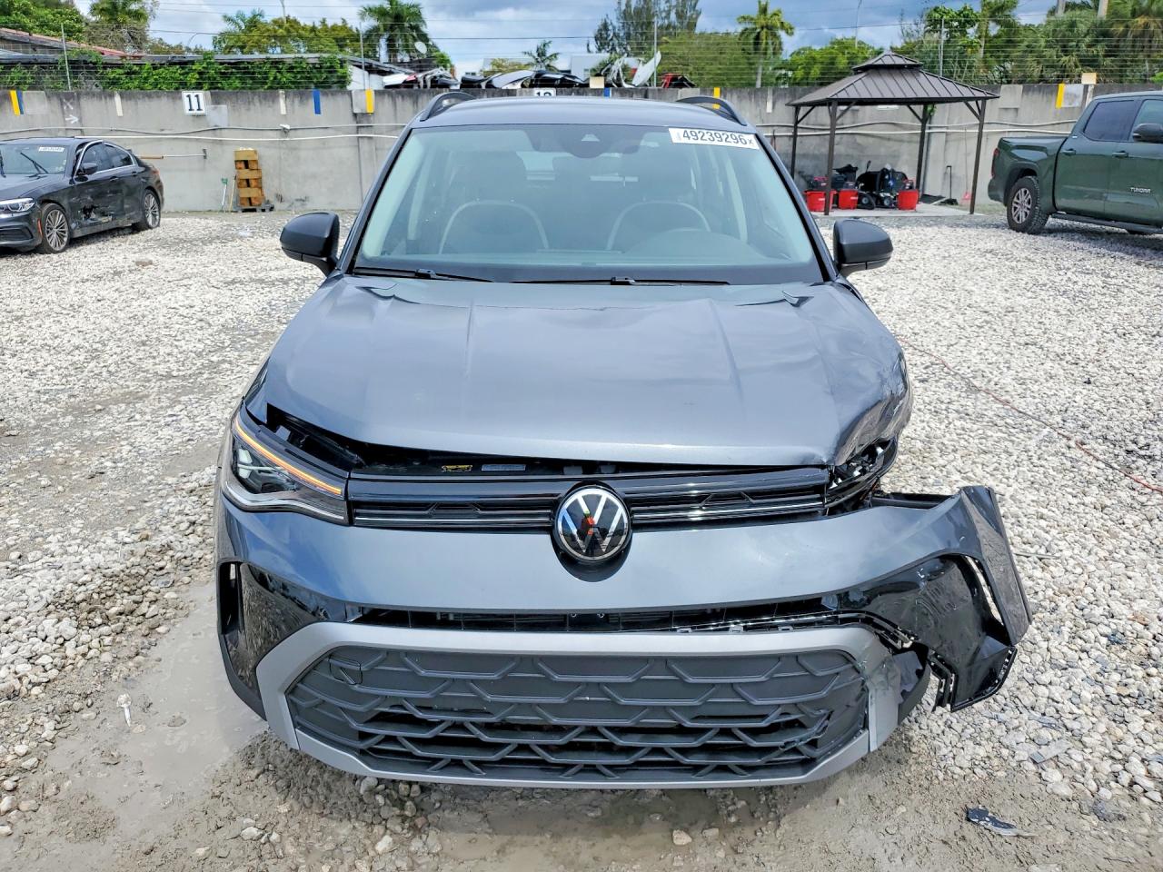 Volkswagen Taos S