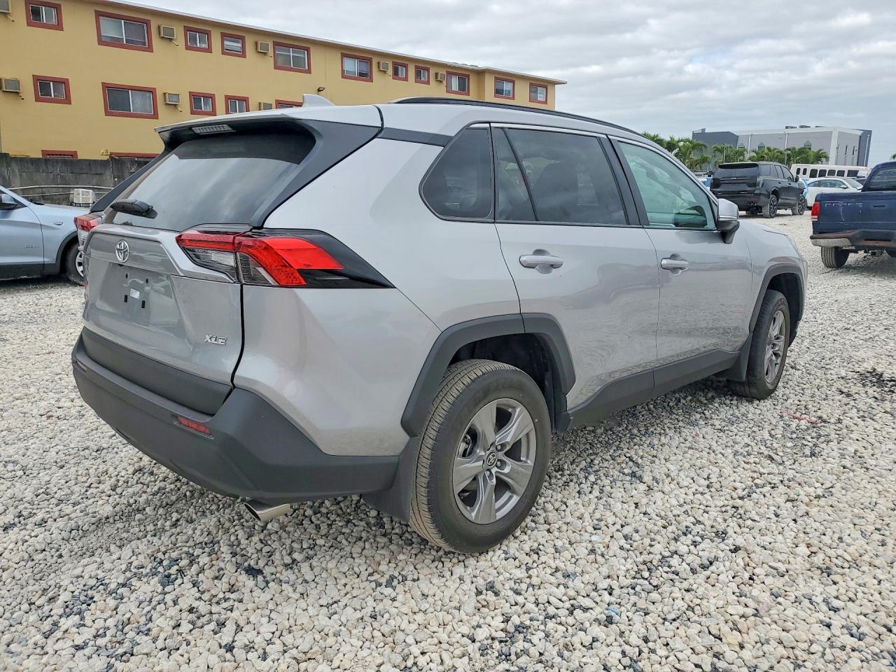 Toyota RAV4 Xle