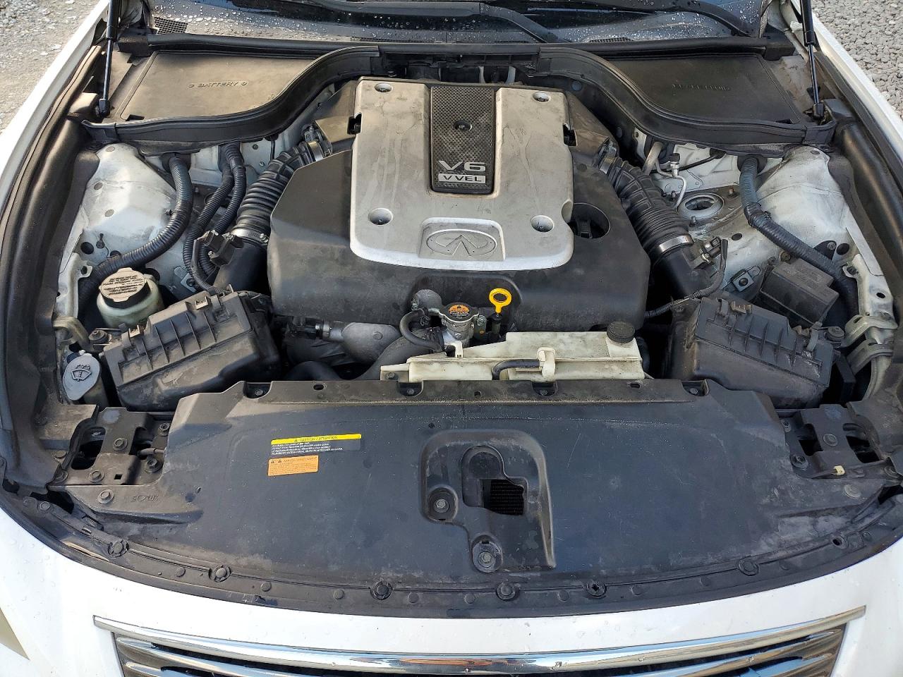 INFINITI G37 Base
