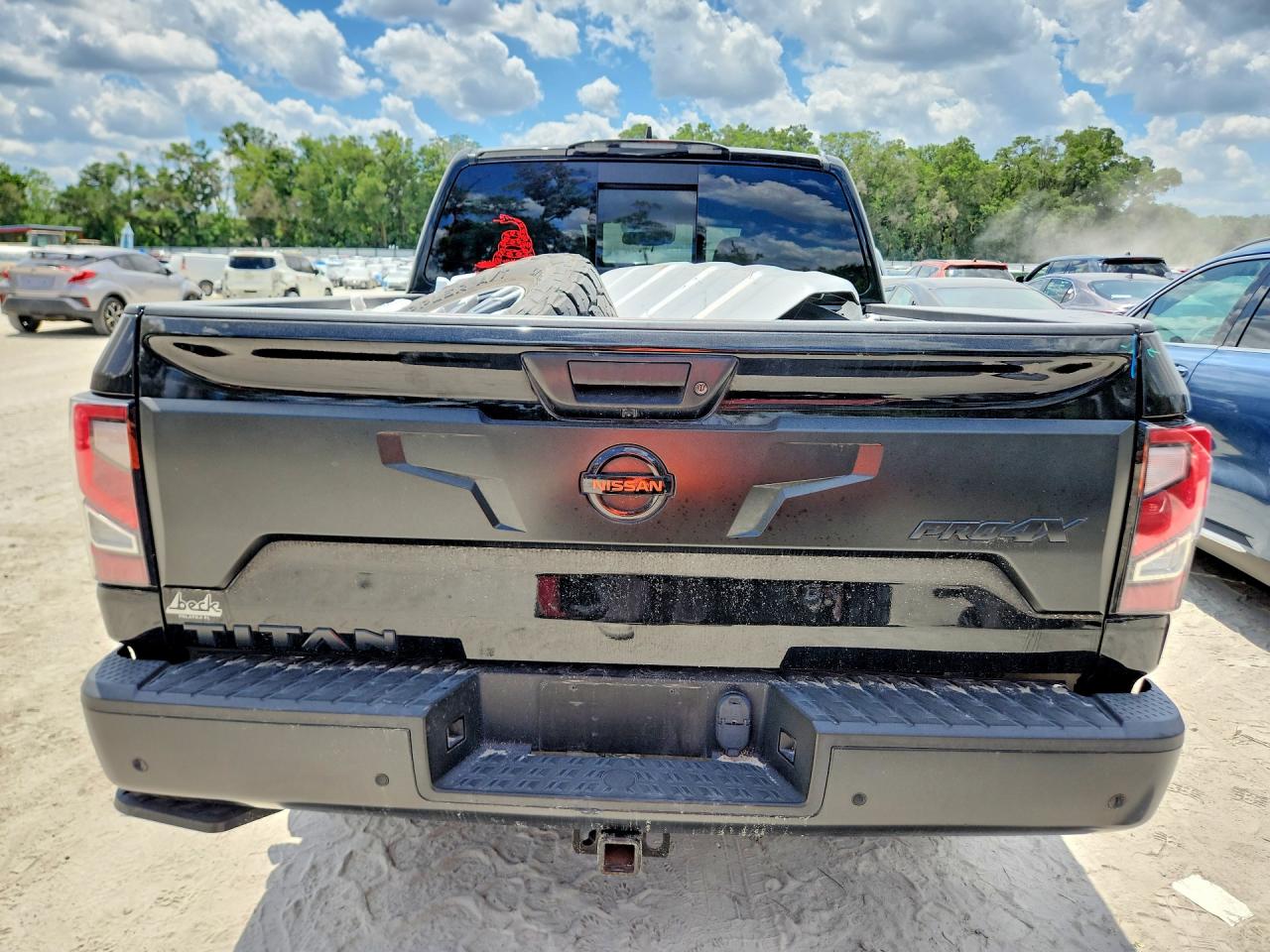 Nissan Titan Pro-4x