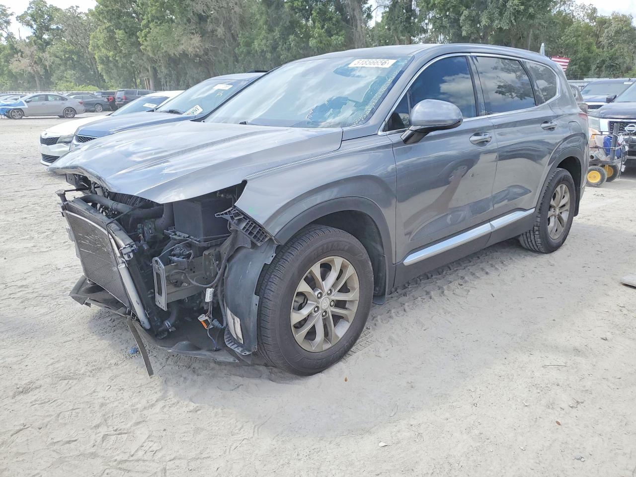 Salvage Hyundai SANTA FE Image