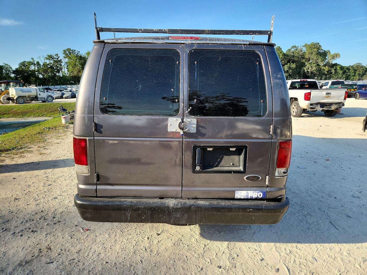 Ford Econoline E150 Van