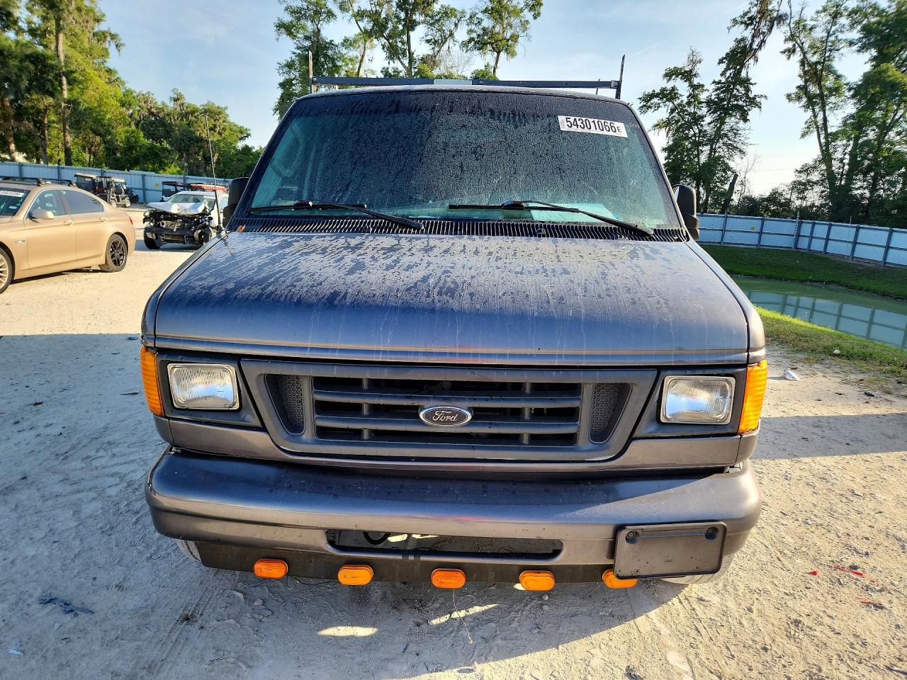 Ford Econoline E150 Van