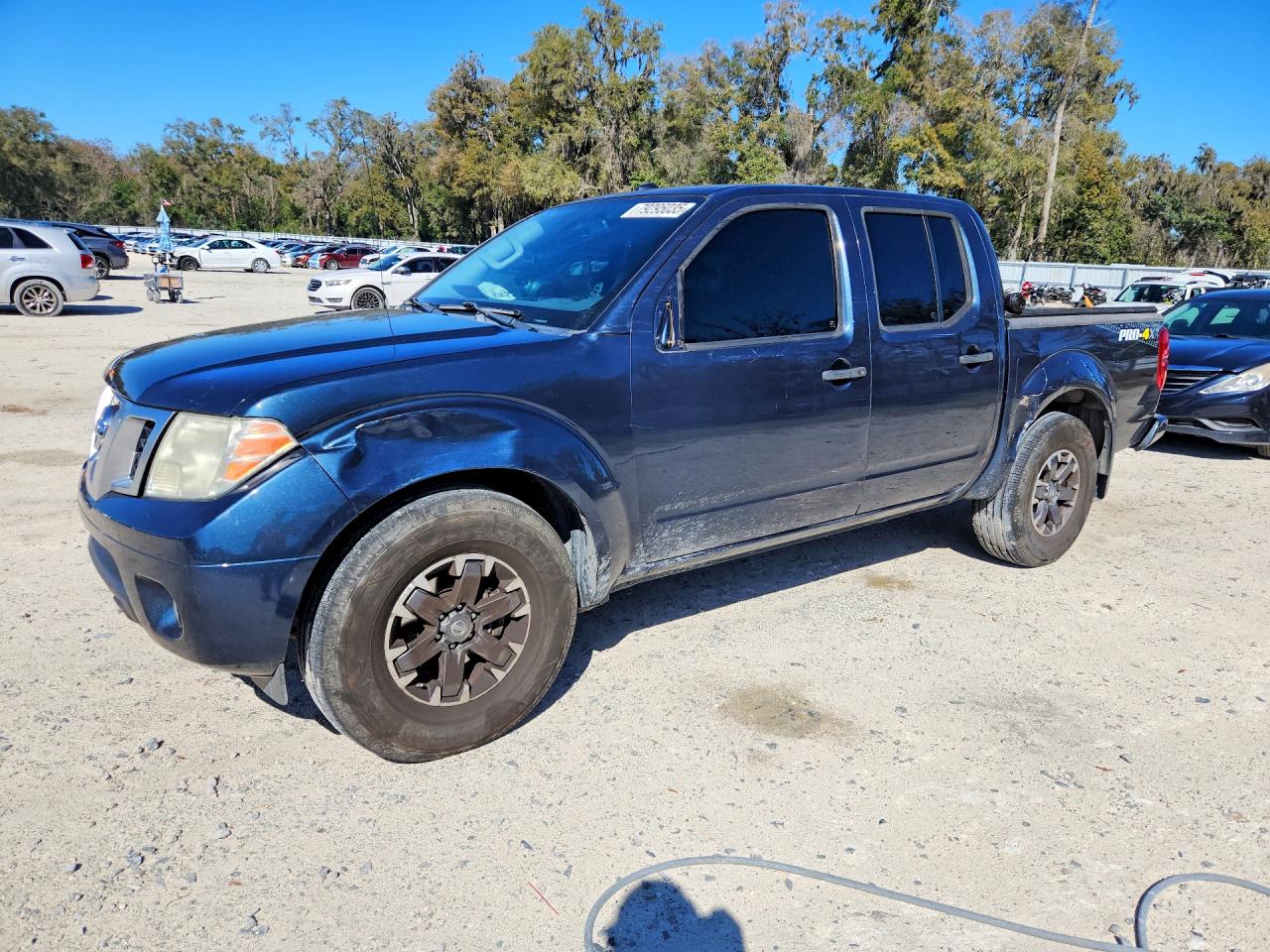 Salvage Nissan Frontier Image