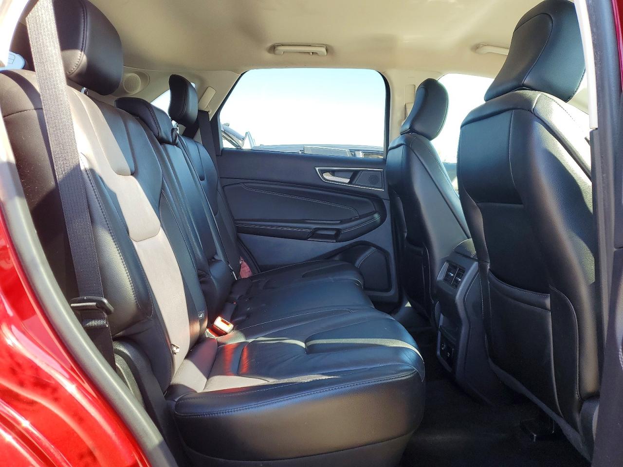 Ford Edge Titanium