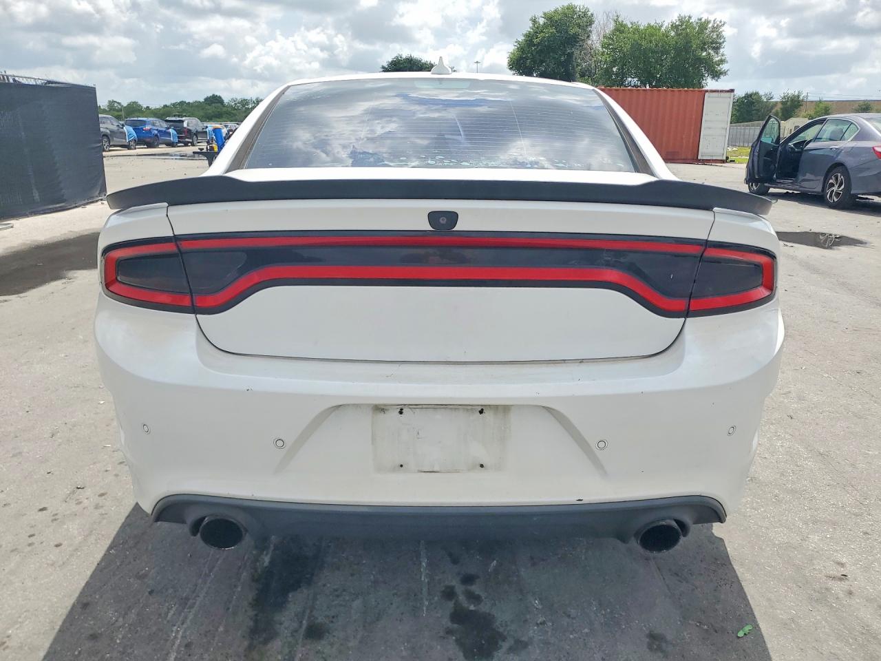 Dodge Charger R