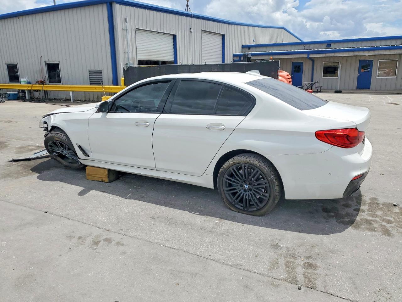 BMW 5 Series I