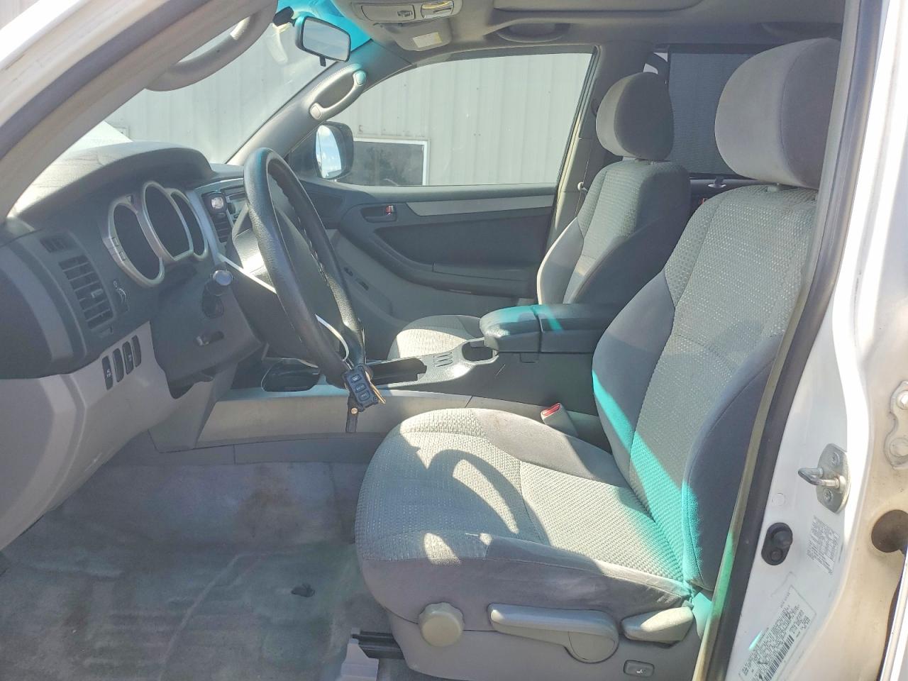 Toyota 4Runner Sr5