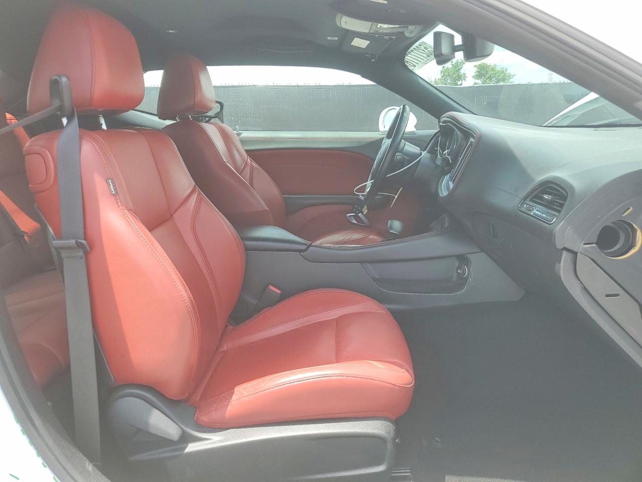 Dodge Challenger Sxt