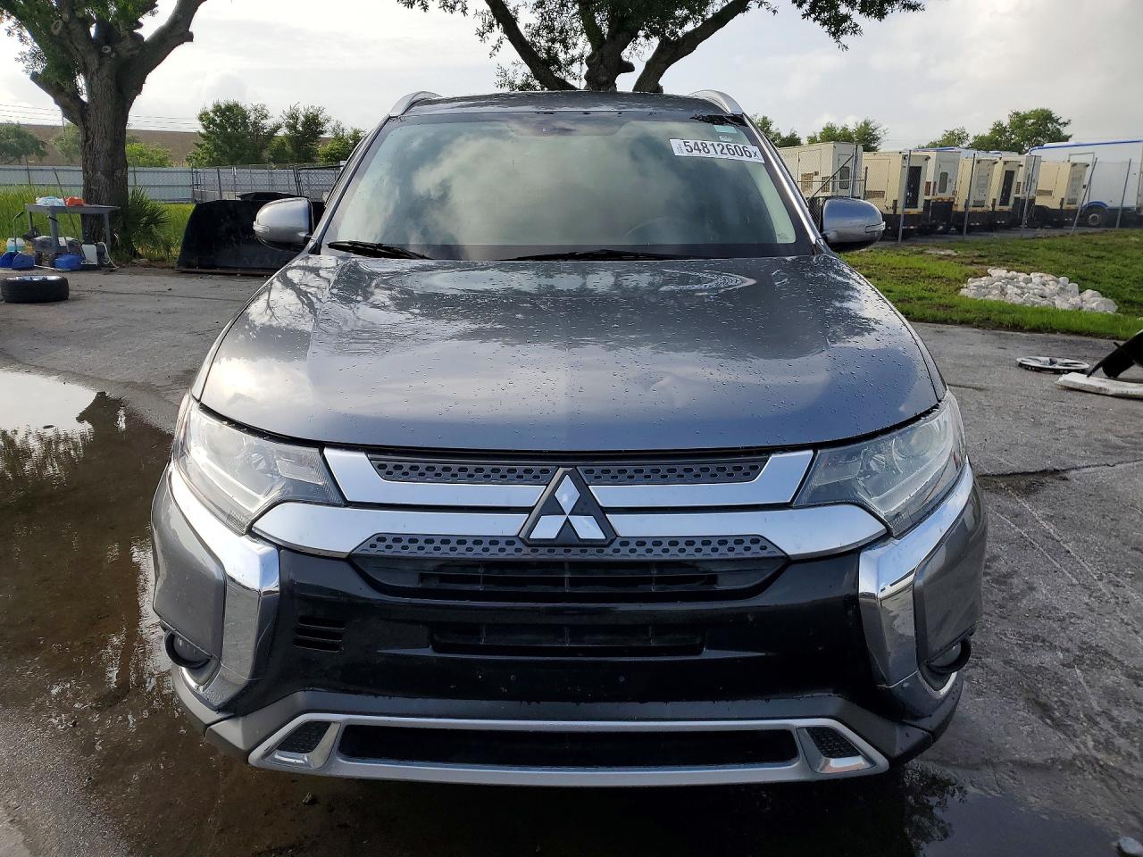 Mitsubishi Outlander Se
