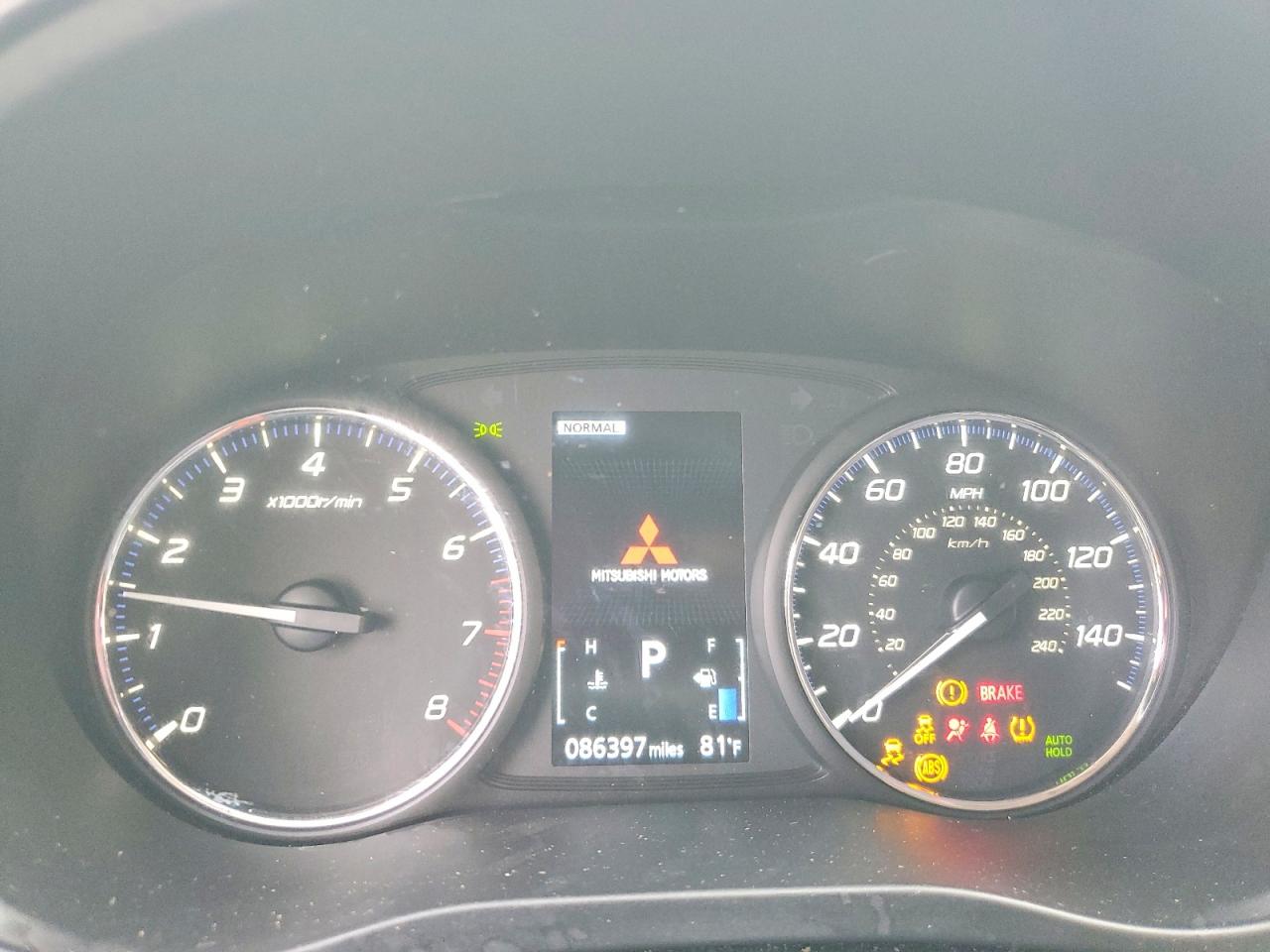 Mitsubishi Outlander Se