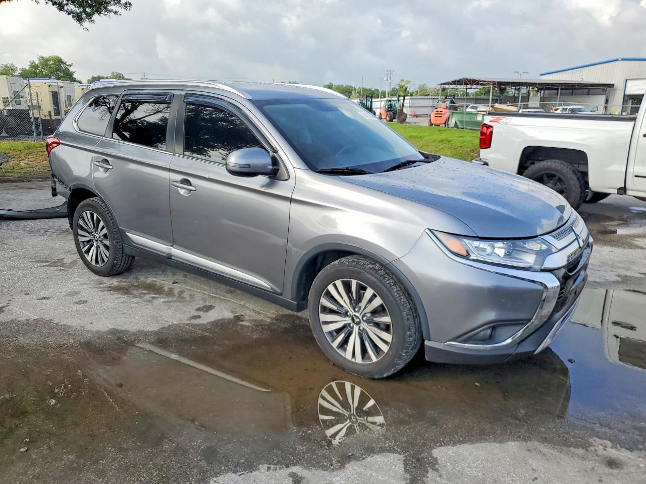 Mitsubishi Outlander Se