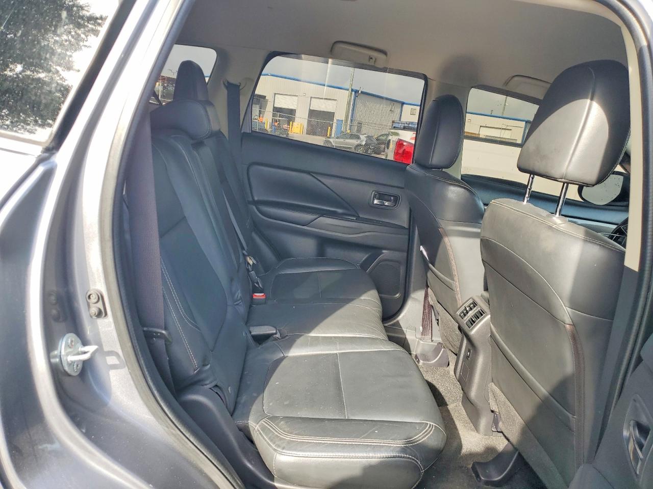 Mitsubishi Outlander Se