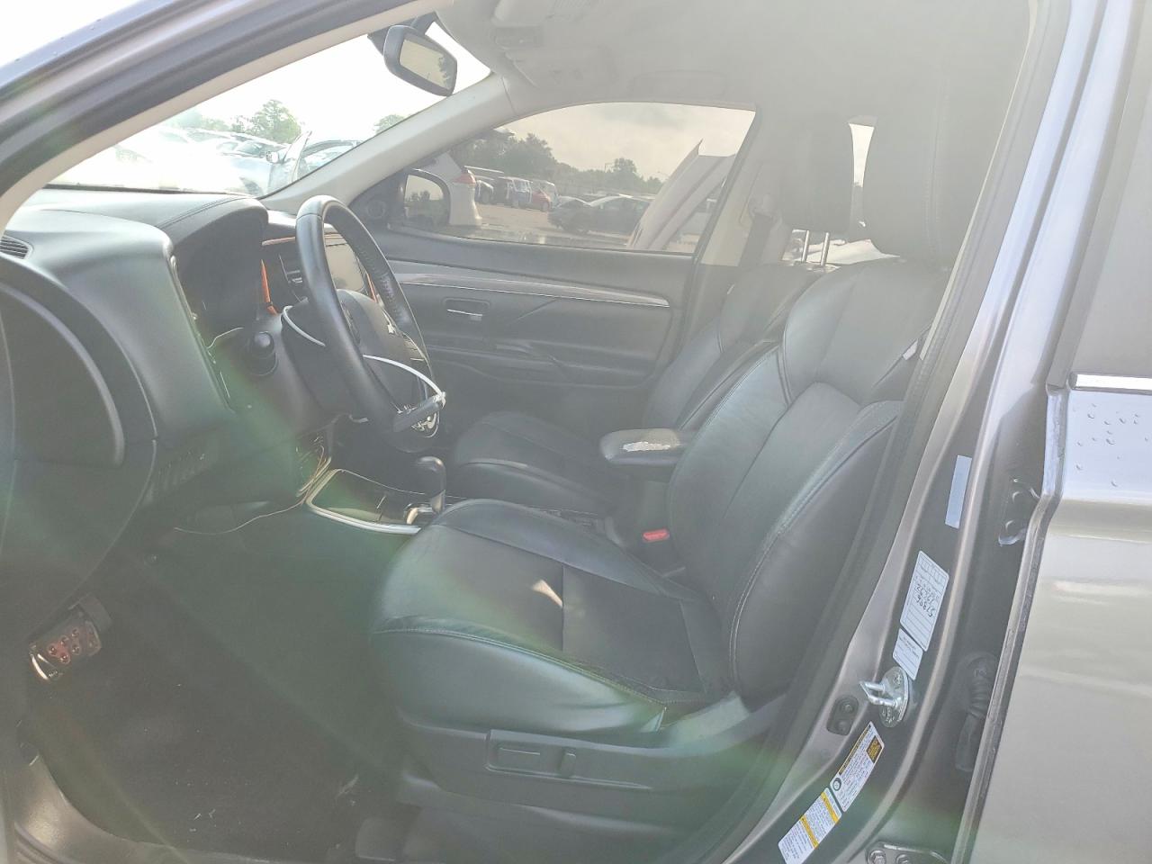 Mitsubishi Outlander Se