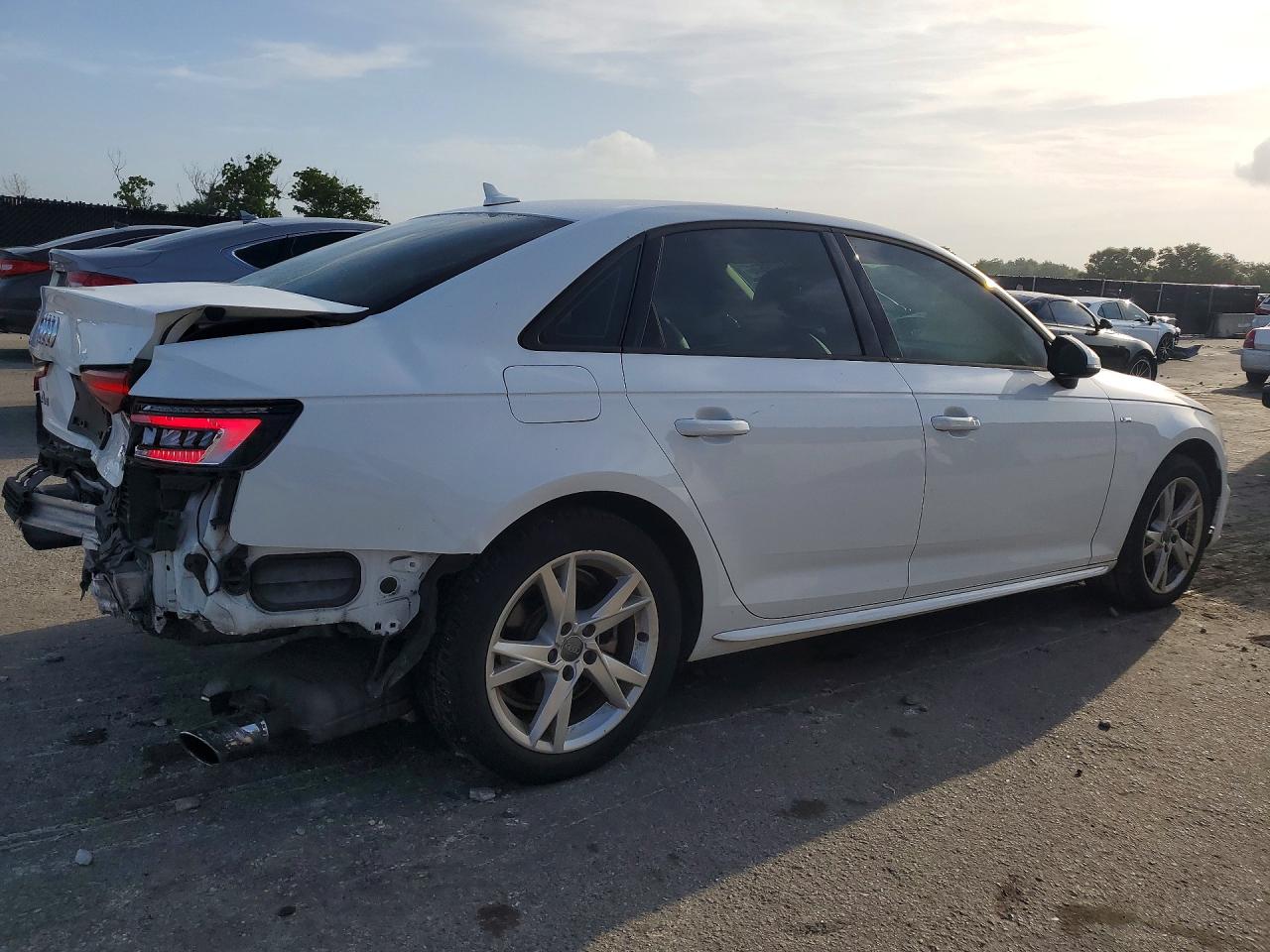 Audi A4 Premium