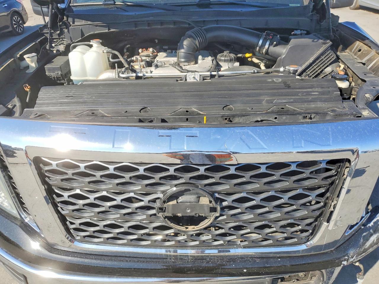 Nissan Titan Sv