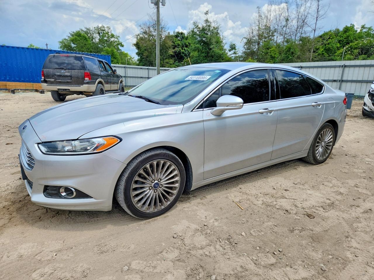 Salvage Ford Fusion Image