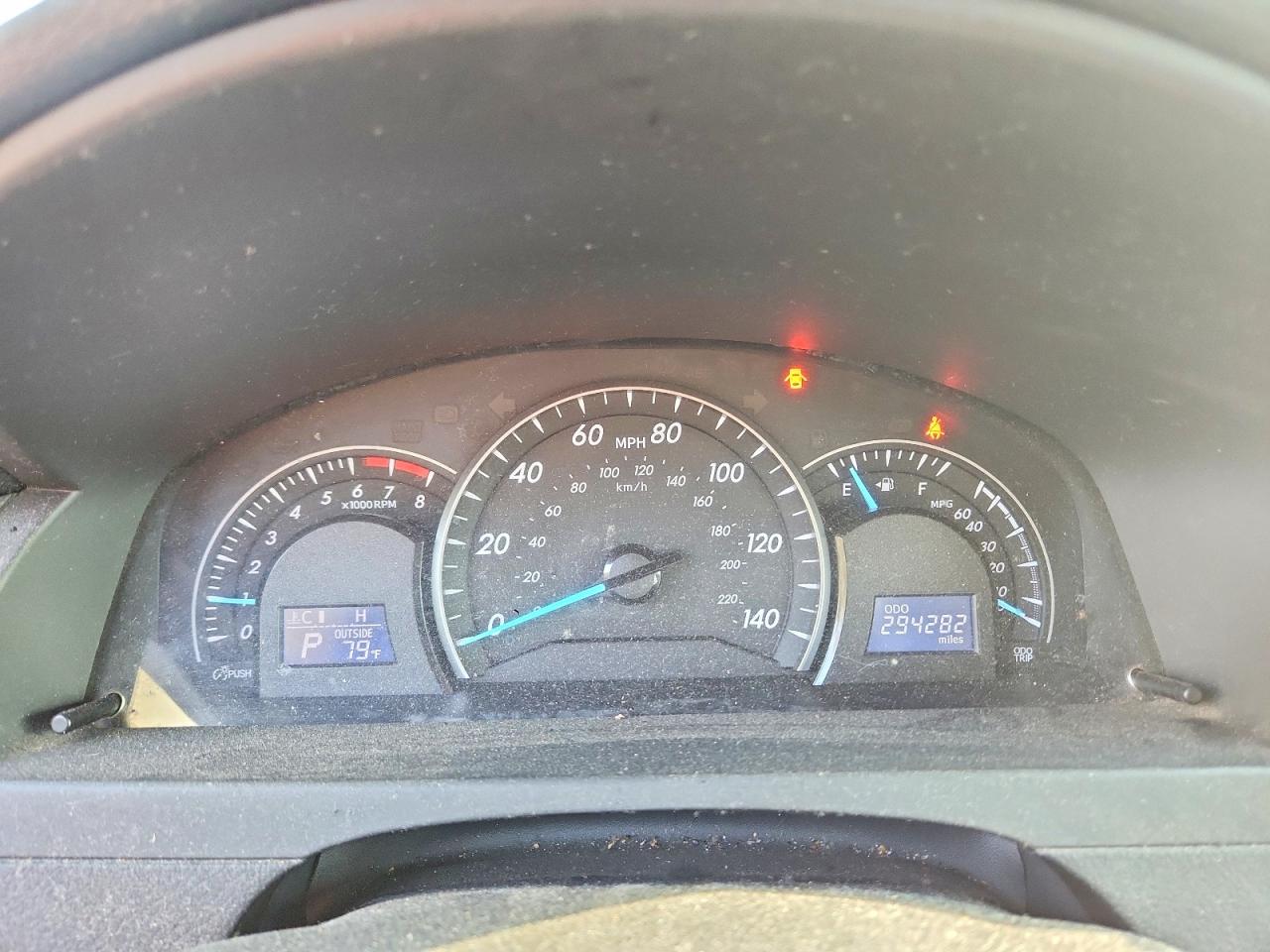 Toyota Camry Le