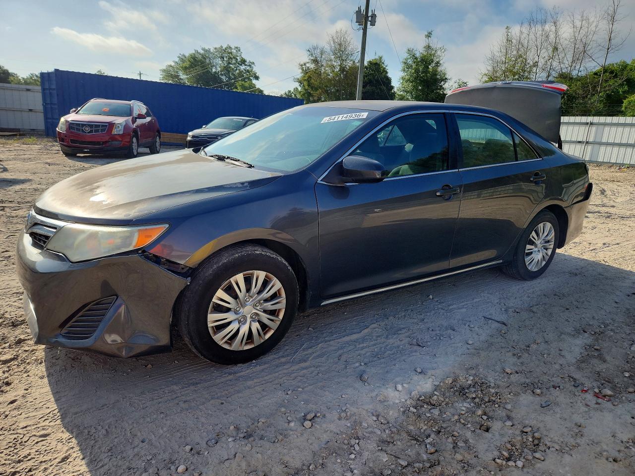 Salvage Toyota Camry Image
