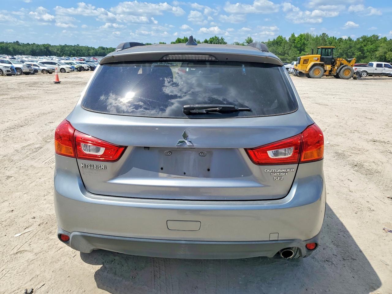 Mitsubishi Outlander Sel