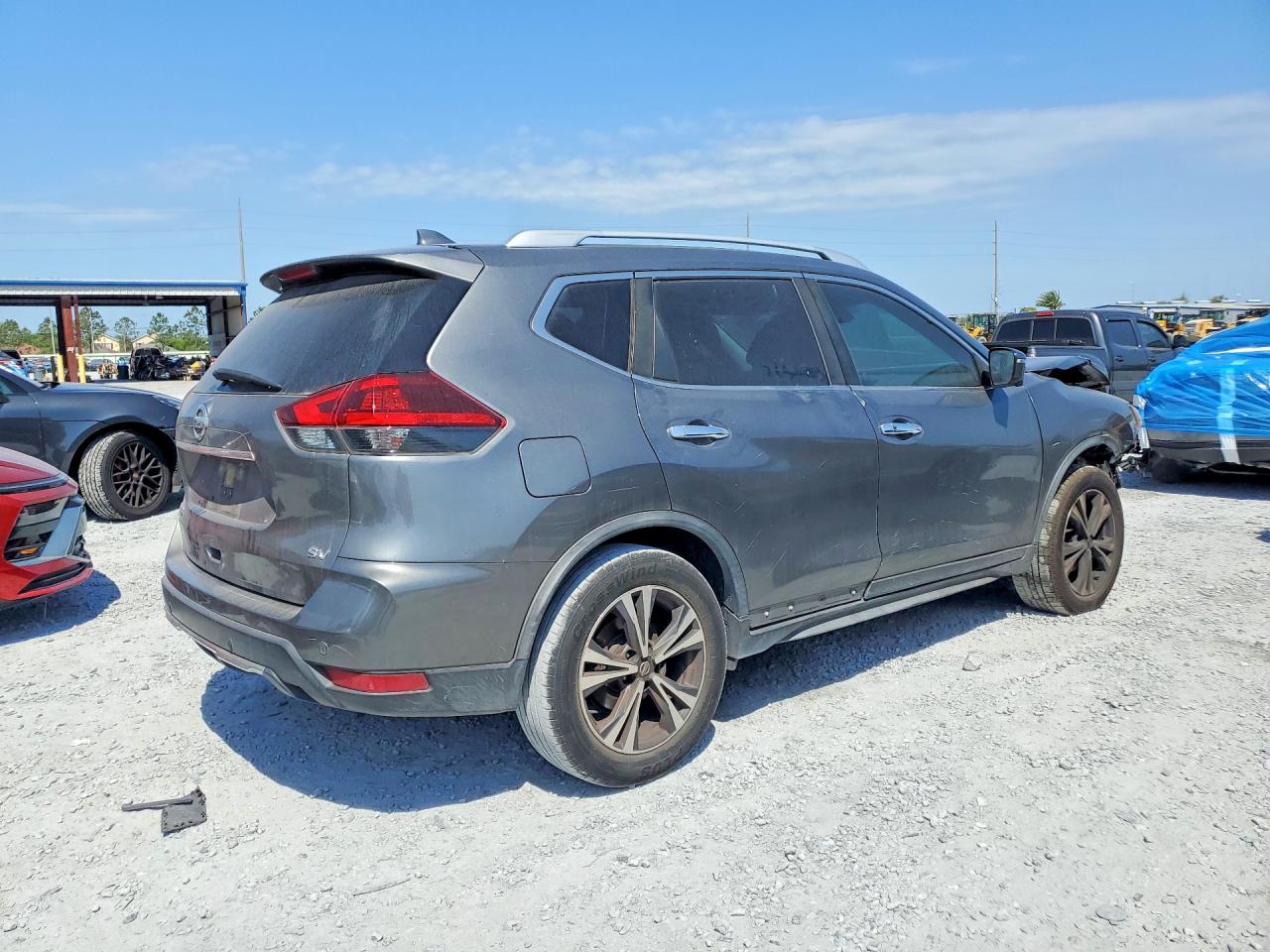 Nissan Rogue Sv