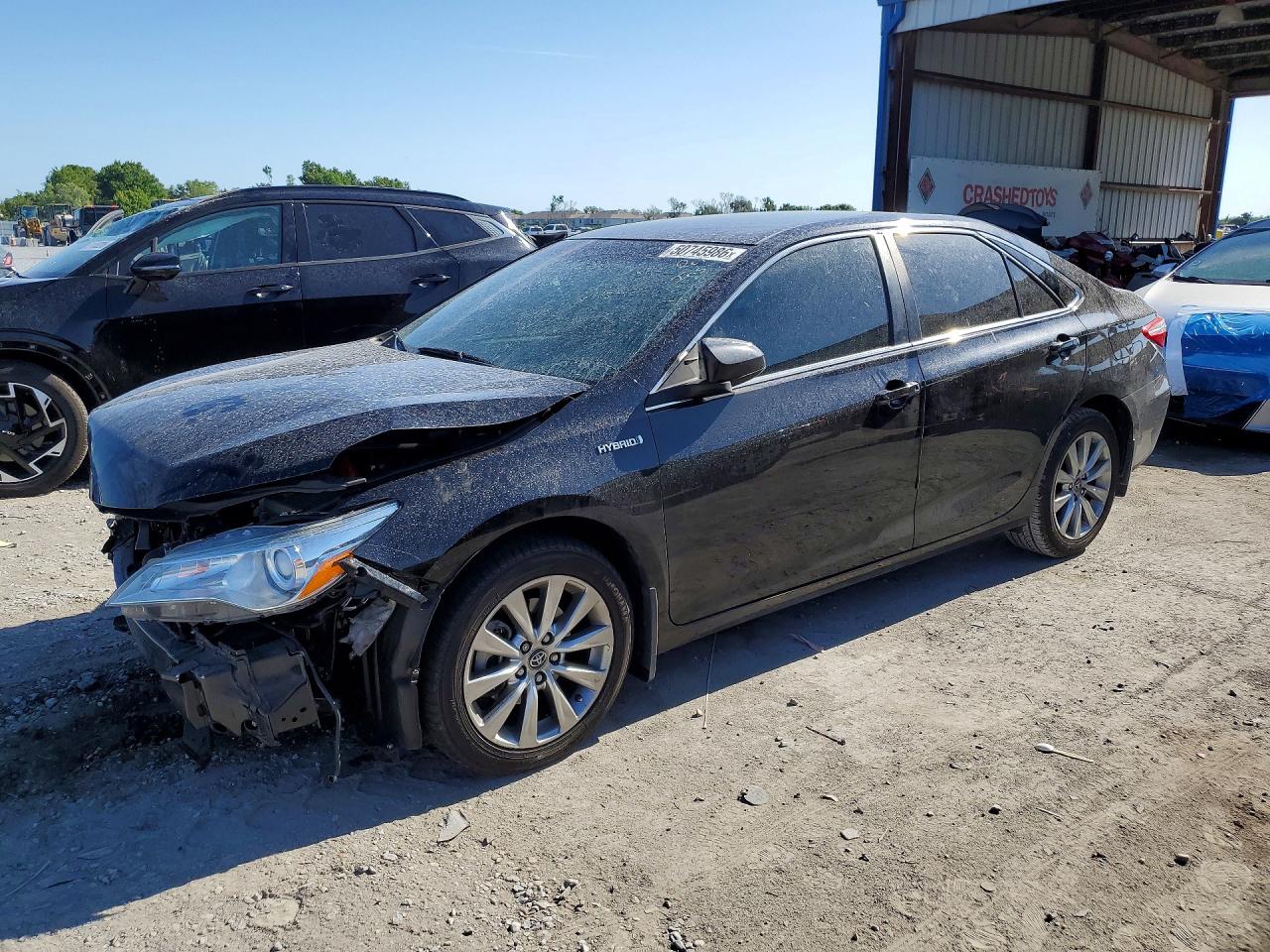 Salvage Toyota Camry Image