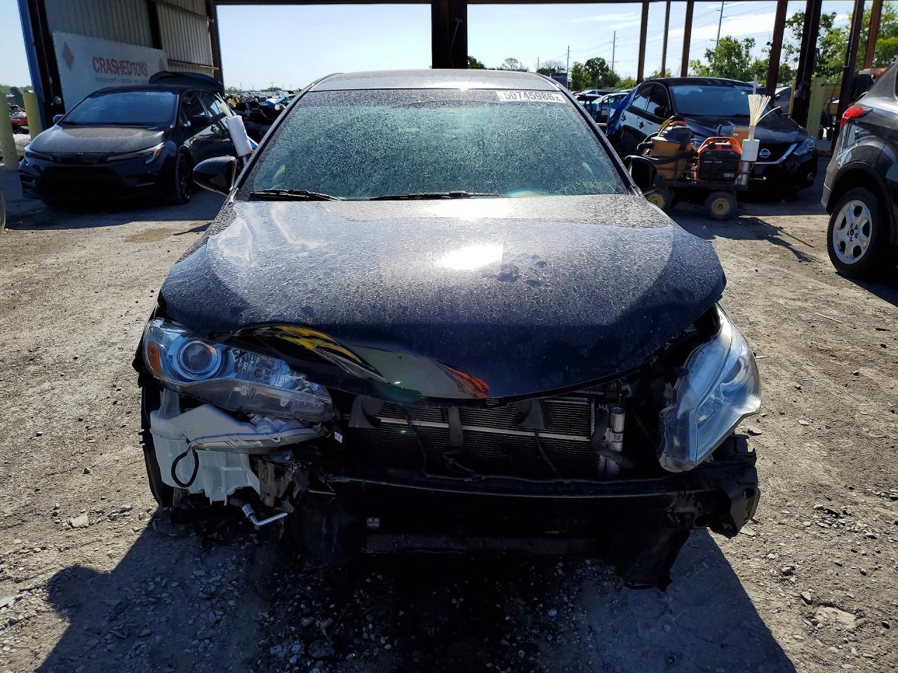 Toyota Camry Xle