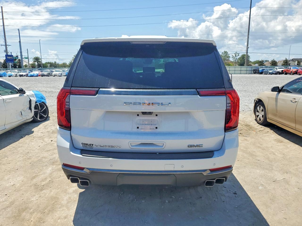 GMC Yukon Denali Ultimate