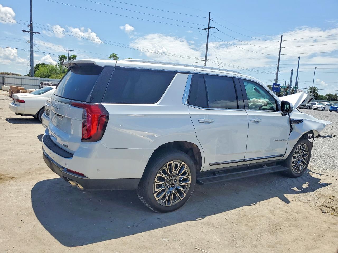 GMC Yukon Denali Ultimate