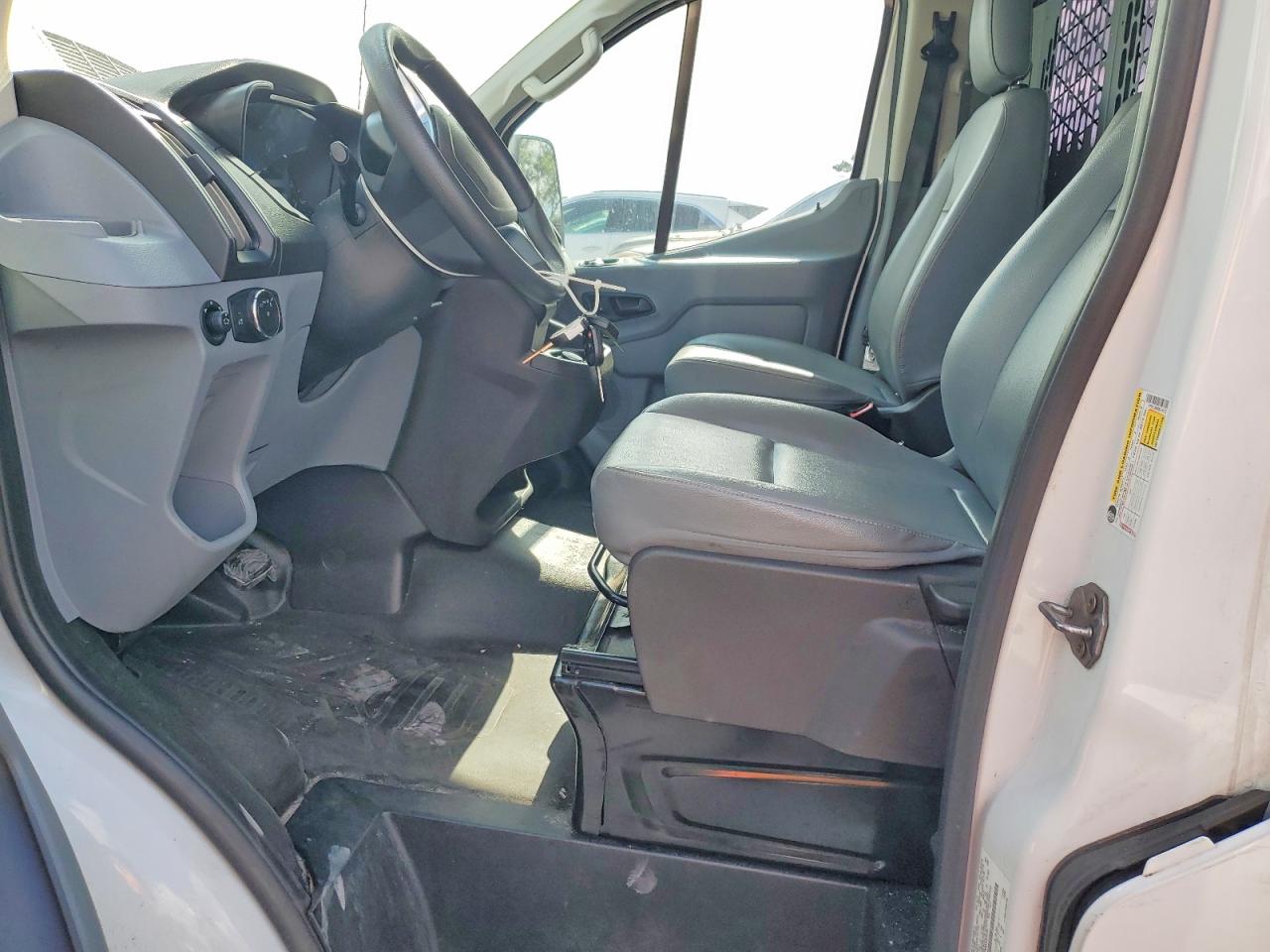 Ford Transit T-150