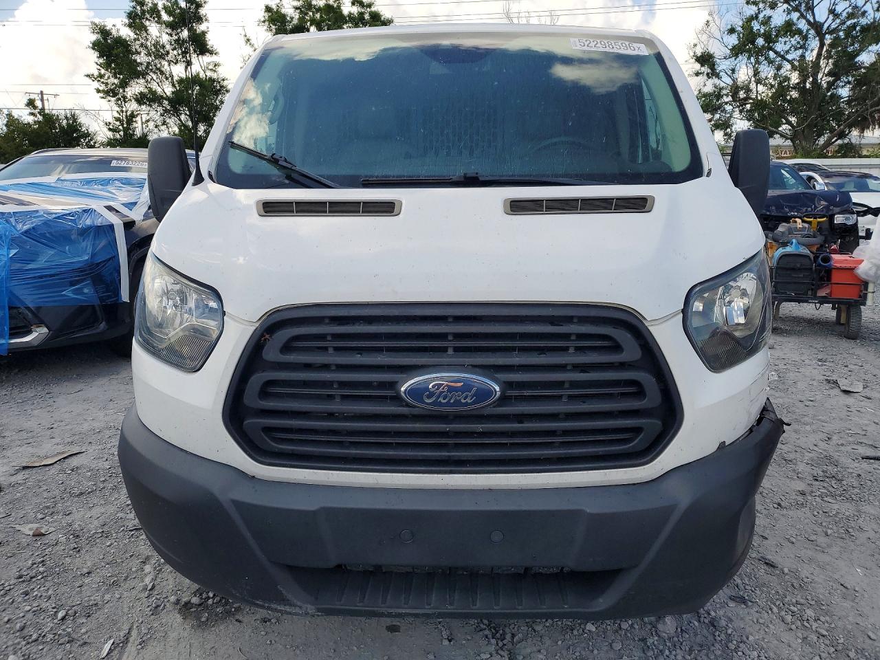 Ford Transit T-150