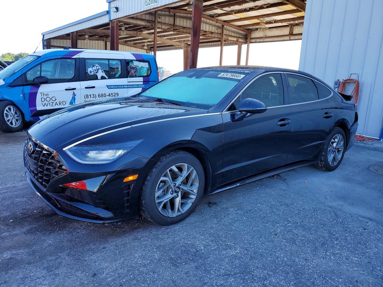 Salvage Hyundai SONATA Image