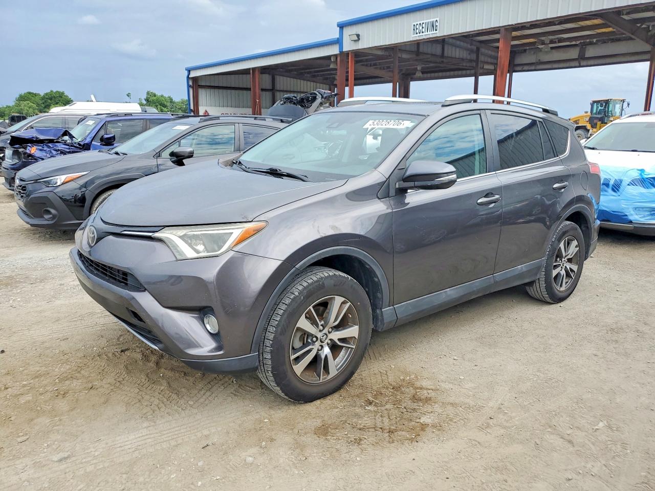 Salvage Toyota RAV4 Image