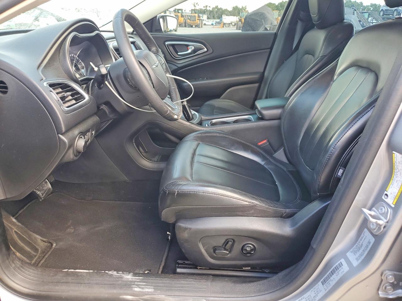 Chrysler 200 Limited