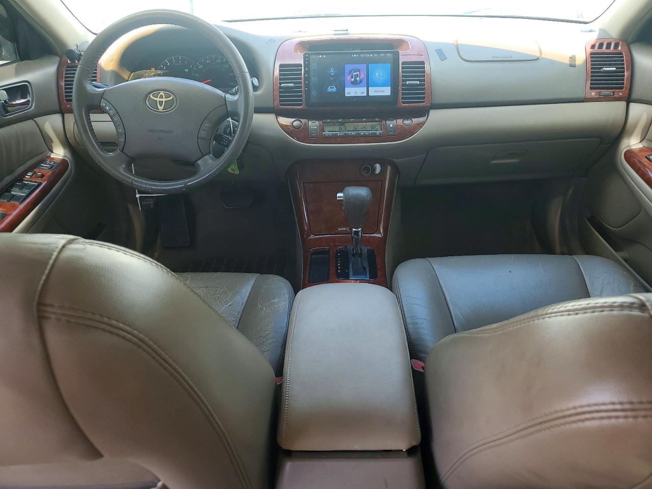 Toyota Camry Xle V6
