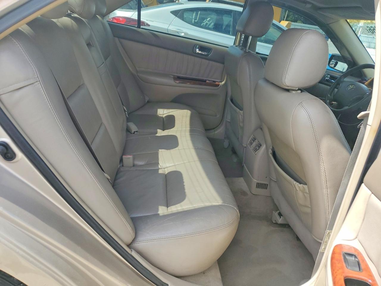 Toyota Camry Xle V6