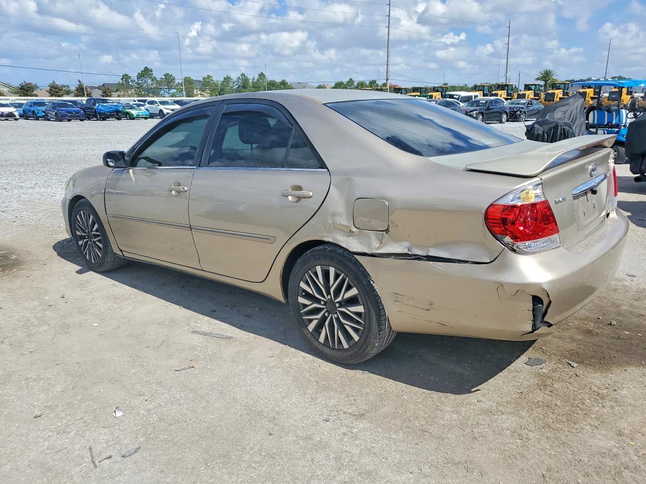 Toyota Camry Xle V6