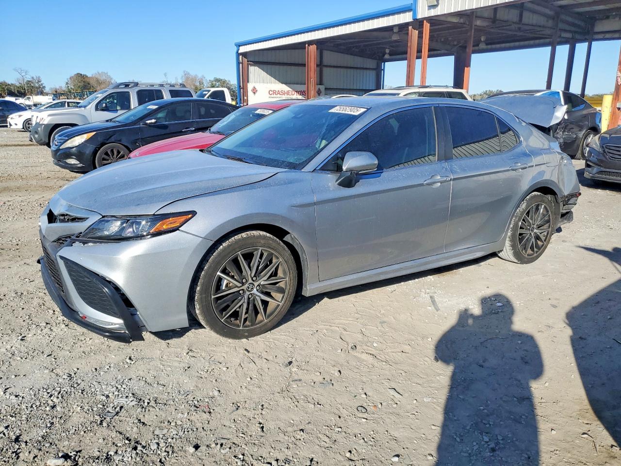 Salvage Toyota Camry Image