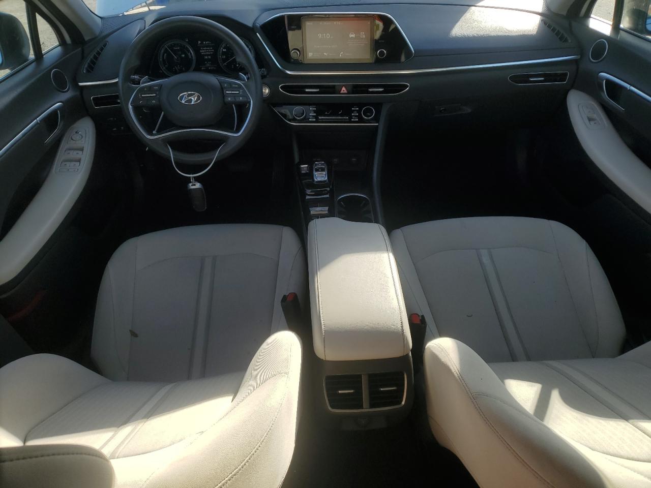 Hyundai SONATA Hybrid